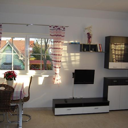 Appartement Florian Wina Bagian luar foto
