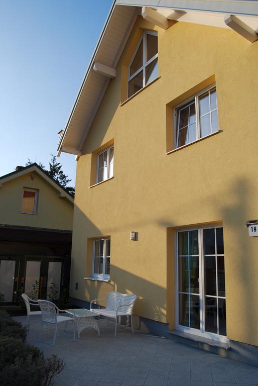 Appartement Florian Wina Bagian luar foto