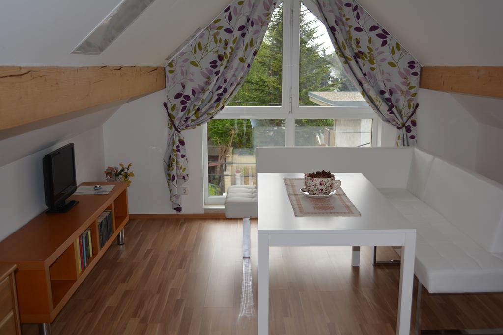 Appartement Florian Wina Bagian luar foto