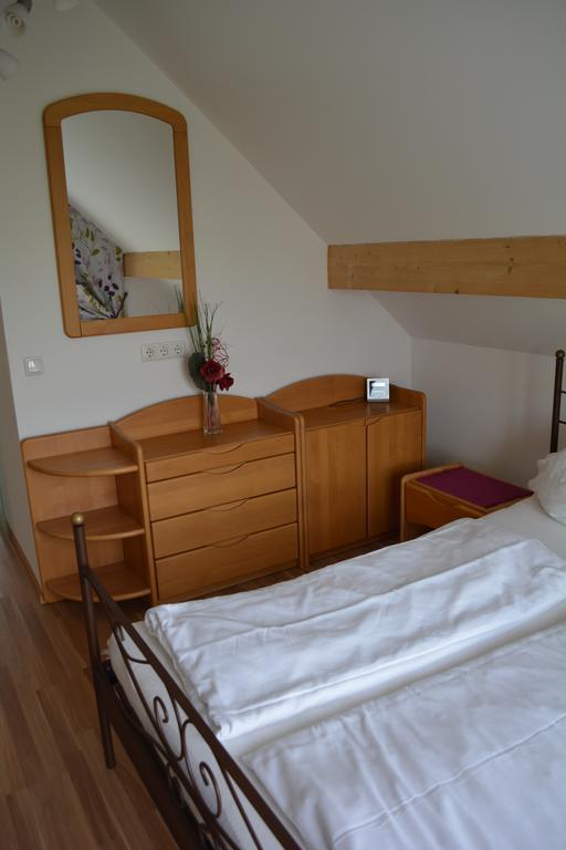 Appartement Florian Wina Bagian luar foto