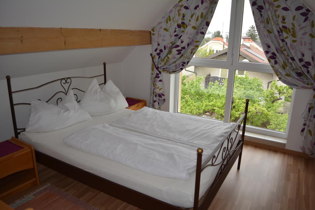 Appartement Florian Wina Bagian luar foto